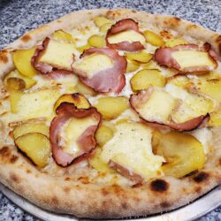 Pizza Entrammes Bacon